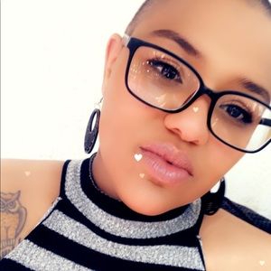 Meet your Posher, Brittney